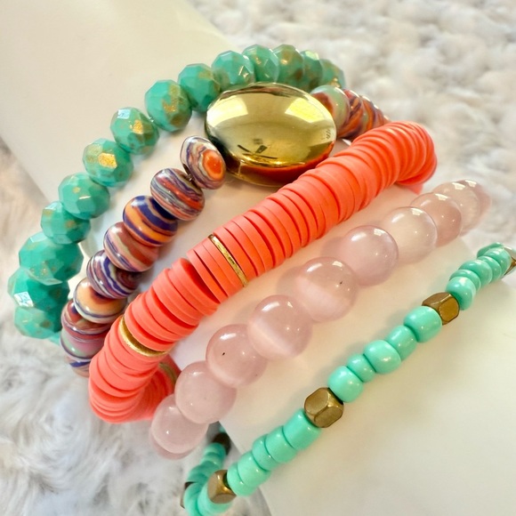 Colorful Beaded Bracelet Set - Picture 4 of 5